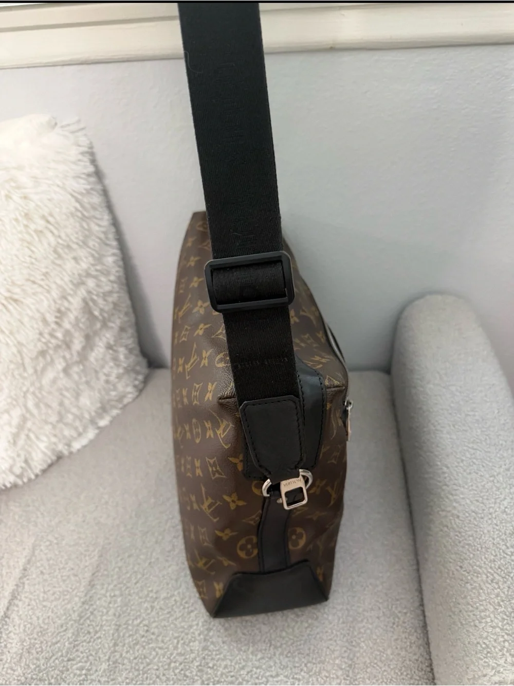 Louis Vuitton Monogram Macassar Torres Messenger Bag UNISEX
